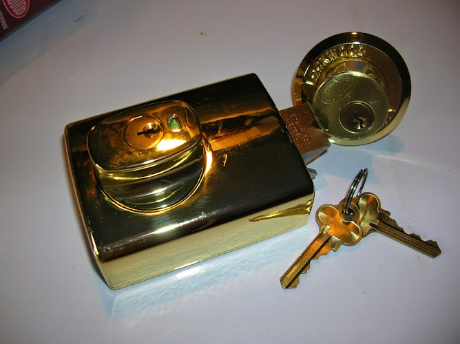 Award Locksmiths Altona