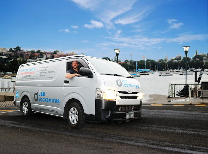 J & D Locksmiths