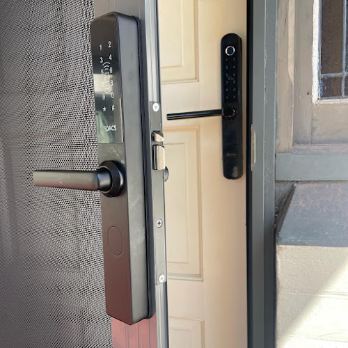 Signature Locksmiths